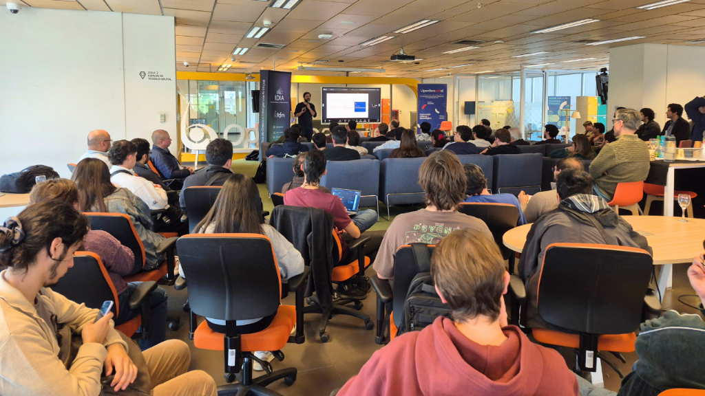 Iniciativa de Datos e Inteligencia Artificial retoma sus charlas abordando cómo los LLMs está transformando la forma de desarrollar softwares
